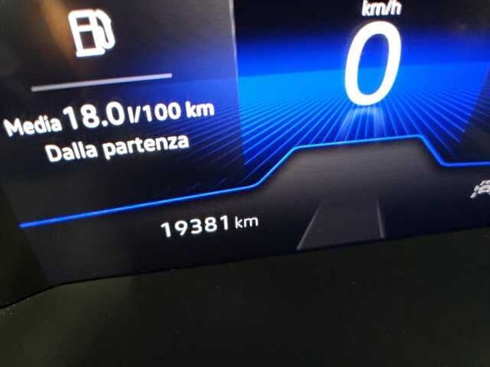 Volkswagen Taigo usata a Lecco (17)