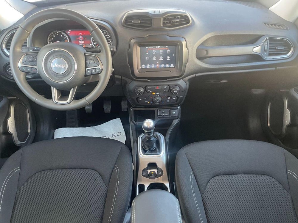 Jeep Renegade usata a Lecce (19)