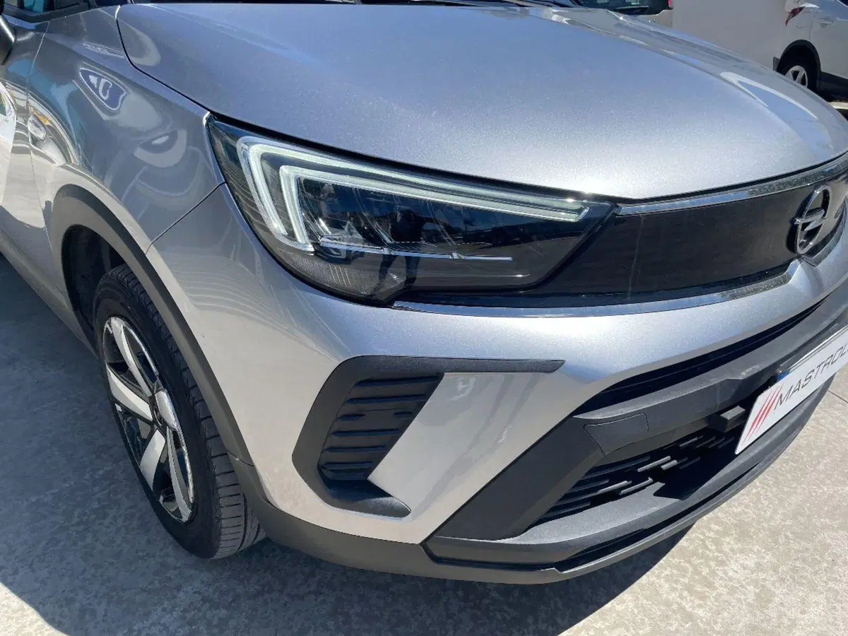 Opel Crossland usata a Lecce (11)