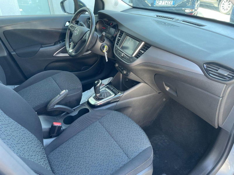 Opel Crossland usata a Lecce (18)
