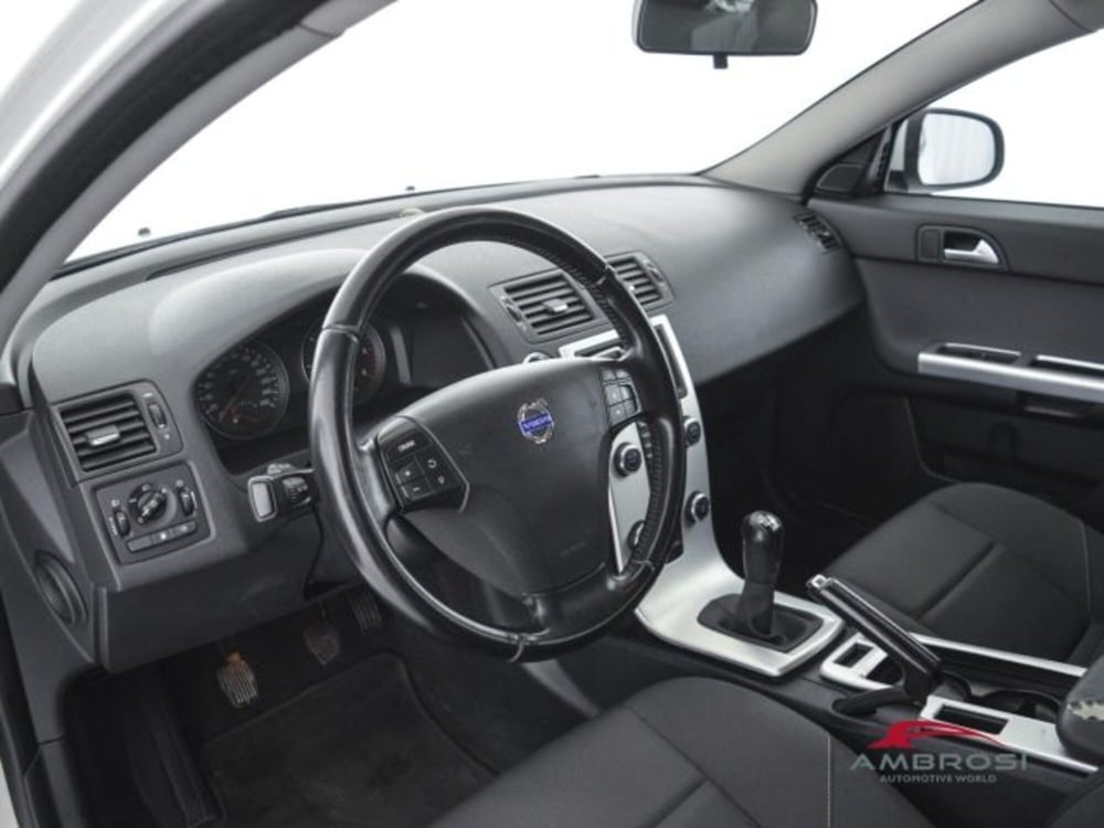 Volvo V50 usata a Perugia (8)