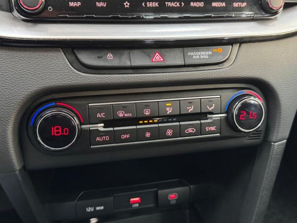 Kia XCeed usata a Como (17)