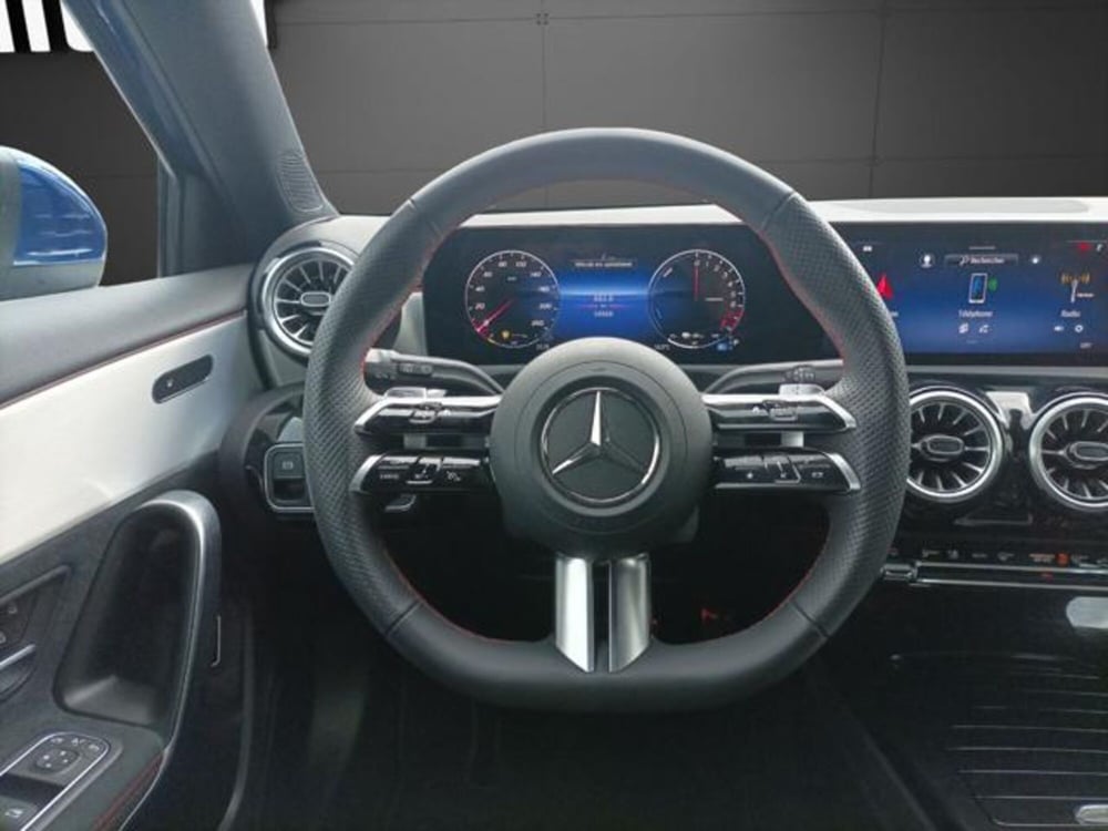 Mercedes-Benz Classe A usata a Milano (13)