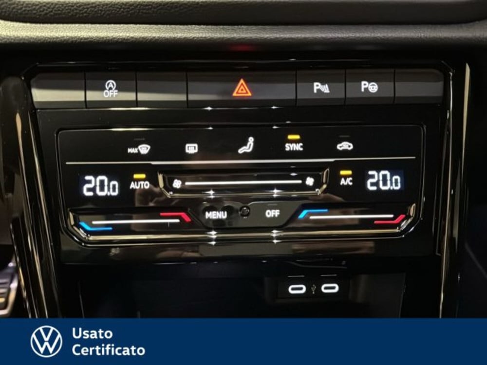 Volkswagen T-Roc nuova a Vicenza (14)
