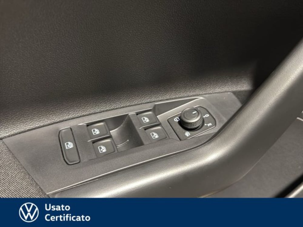 Volkswagen Taigo nuova a Vicenza (16)
