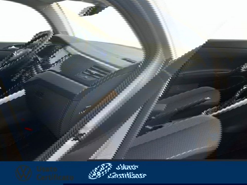 Volkswagen Polo nuova a Vicenza (6)