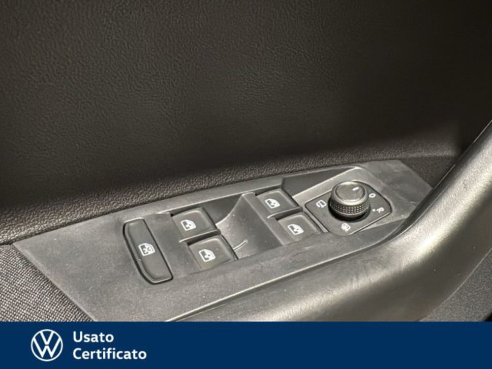 Volkswagen Taigo nuova a Vicenza (15)