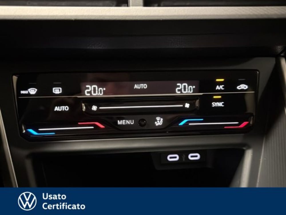 Volkswagen Polo nuova a Vicenza (14)