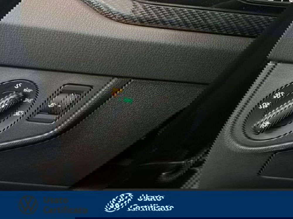 Volkswagen Polo nuova a Vicenza (12)