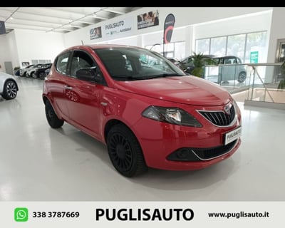 Lancia Ypsilon 1.0 FireFly 5 porte S&amp;S Hybrid Ecochic Gold del 2022 usata a Belpasso