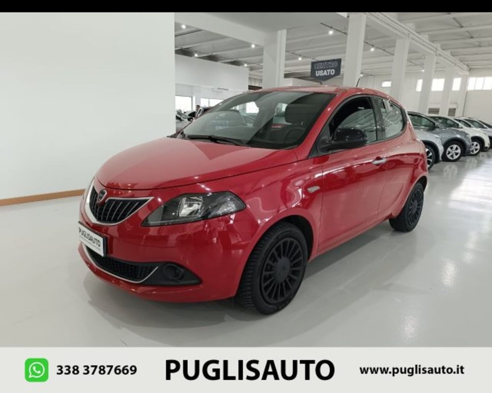 Lancia Ypsilon usata a Catania (3)