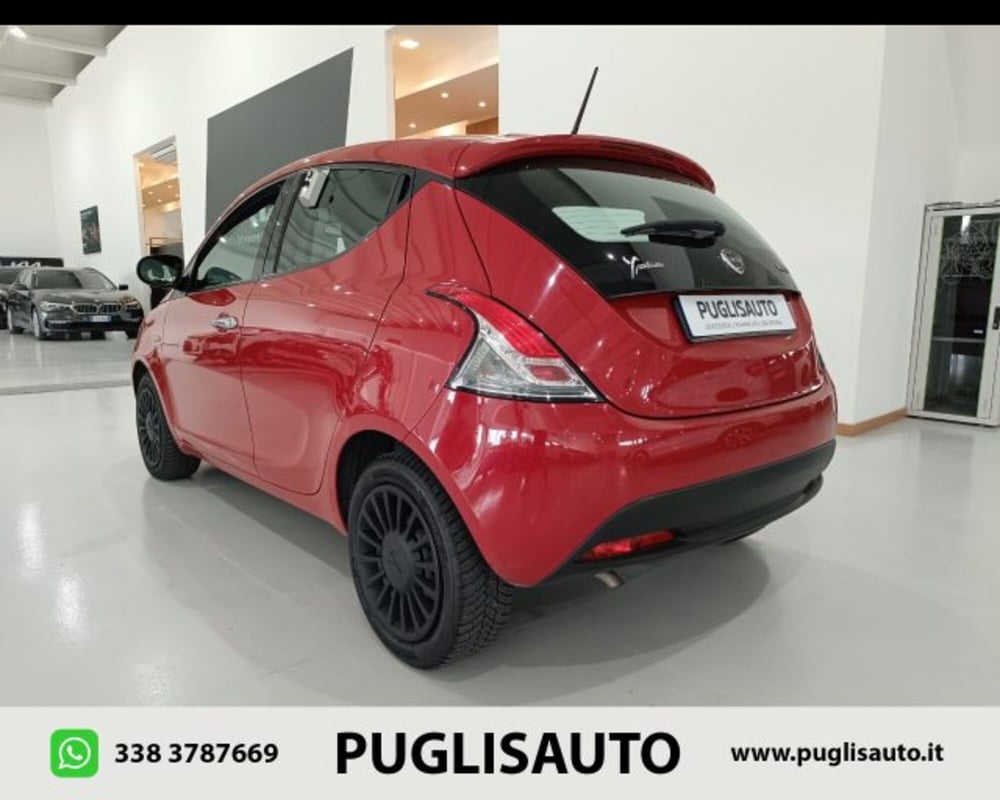 Lancia Ypsilon usata a Catania (6)