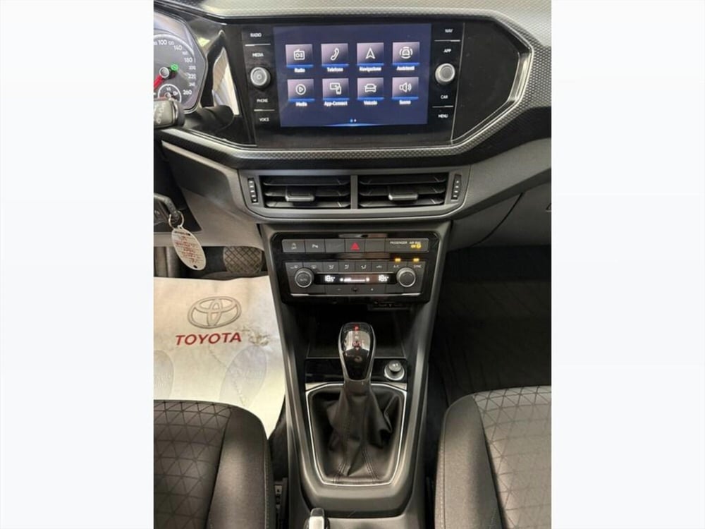 Volkswagen T-Cross usata a Monza e Brianza (12)