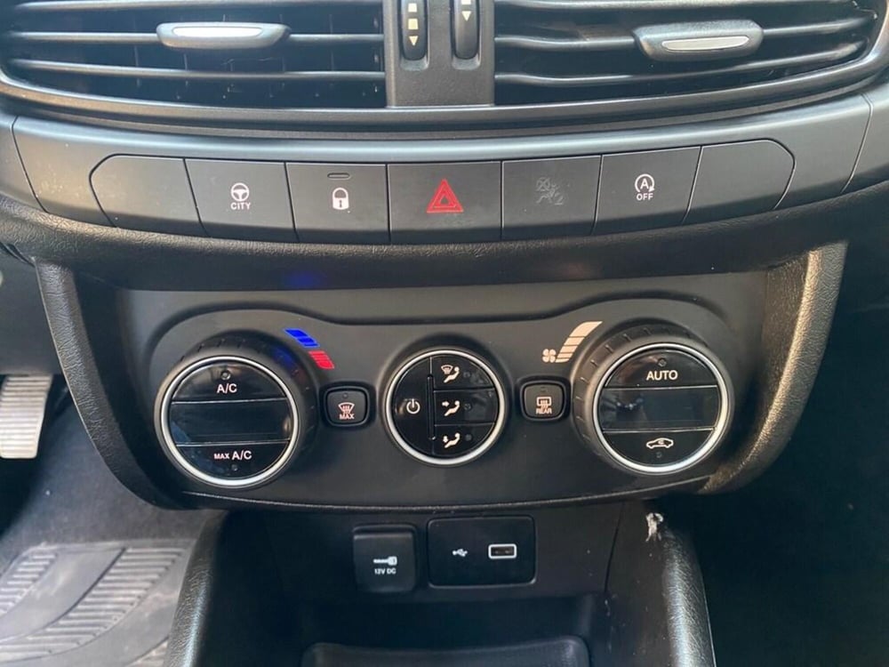 Fiat Tipo usata a Torino (11)