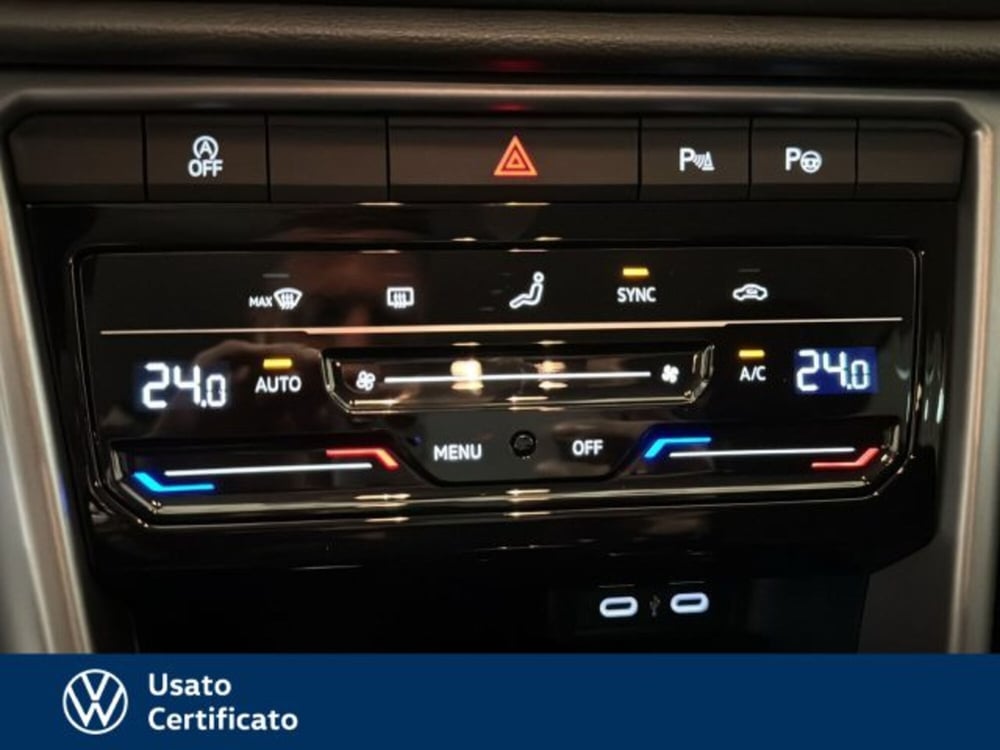 Volkswagen T-Roc nuova a Vicenza (15)