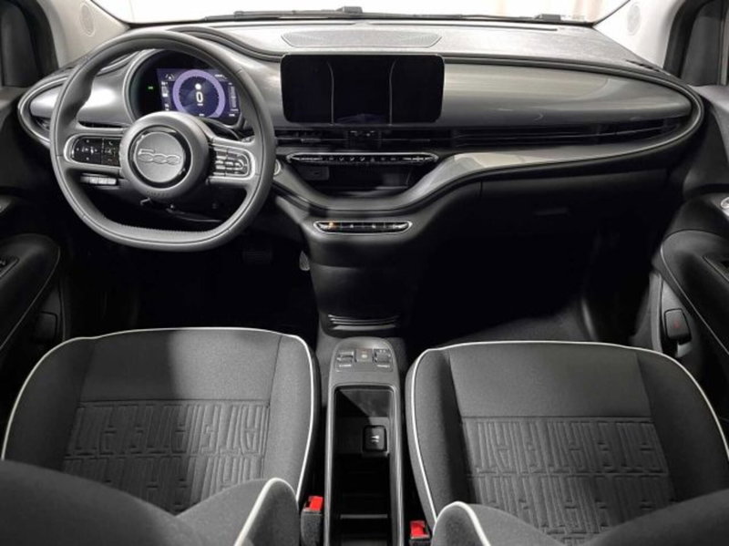 Fiat 500e nuova a Sondrio (6)