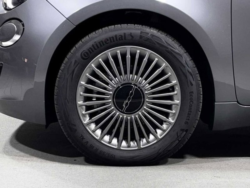 Fiat 500e nuova a Sondrio (5)