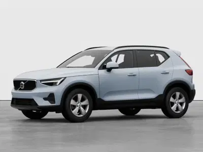 Volvo XC40 B3 automatico Essential nuova a Napoli