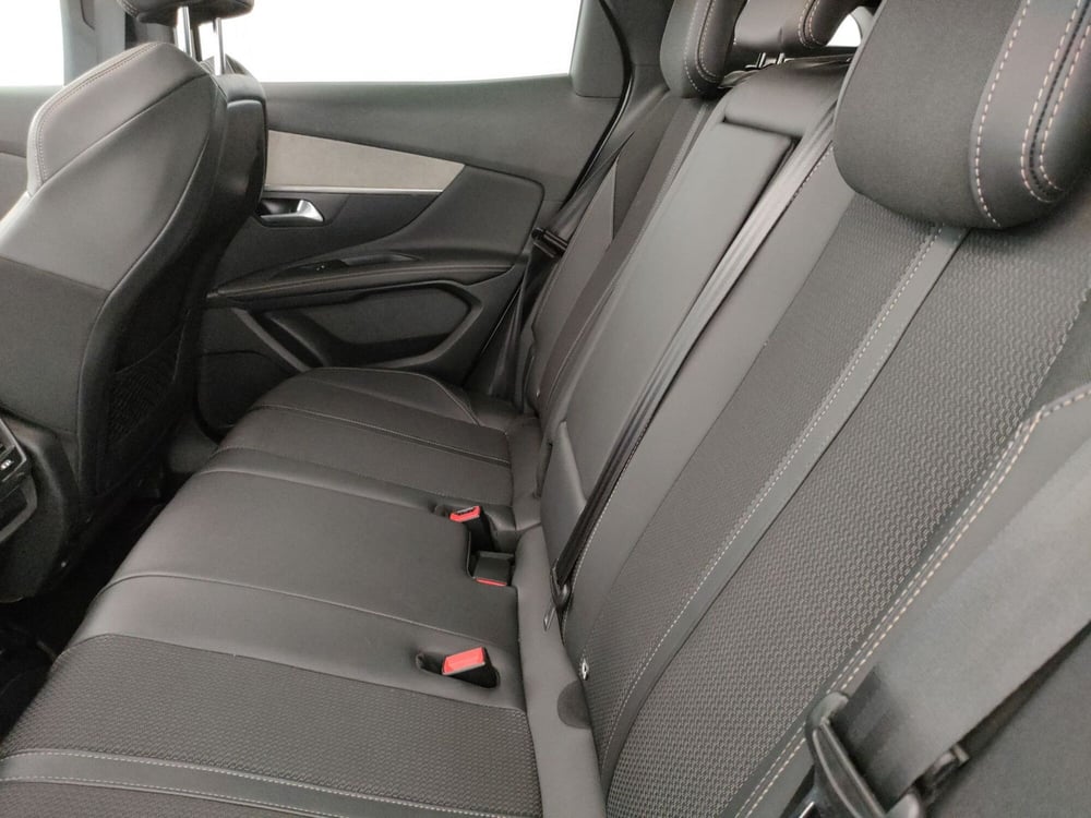 Peugeot 3008 usata a Caserta (19)