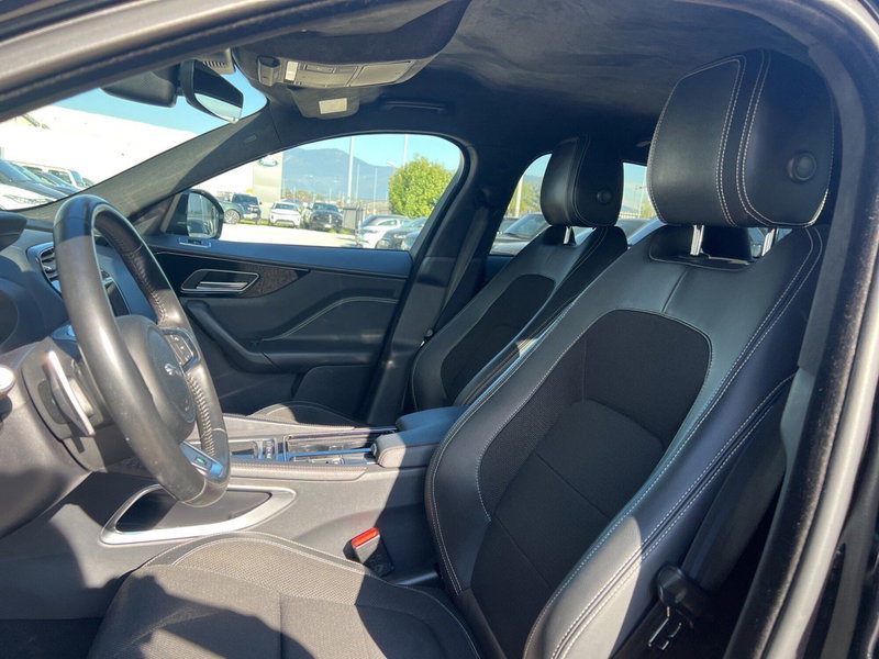 Jaguar F-Pace usata a Arezzo (3)