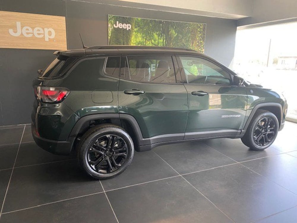 Jeep Compass nuova a Benevento (3)