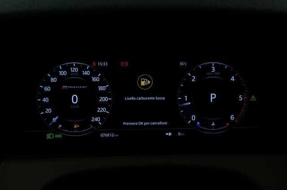 Land Rover Range Rover Velar usata a Mantova (13)