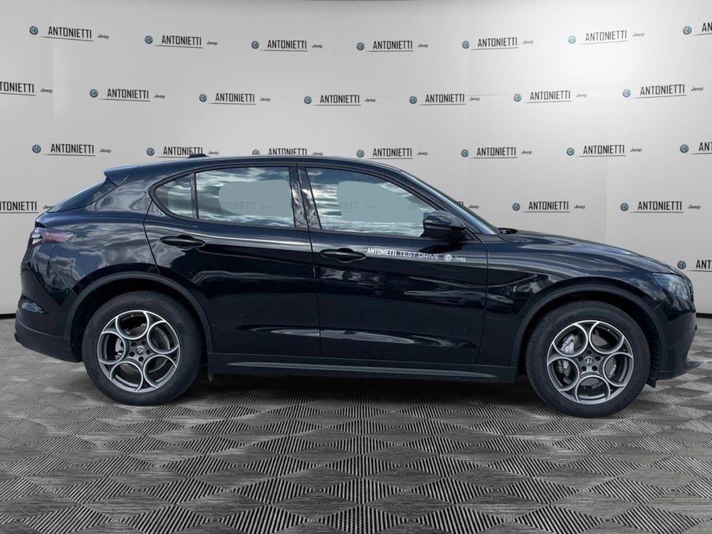 Alfa Romeo Stelvio usata a Ancona (4)