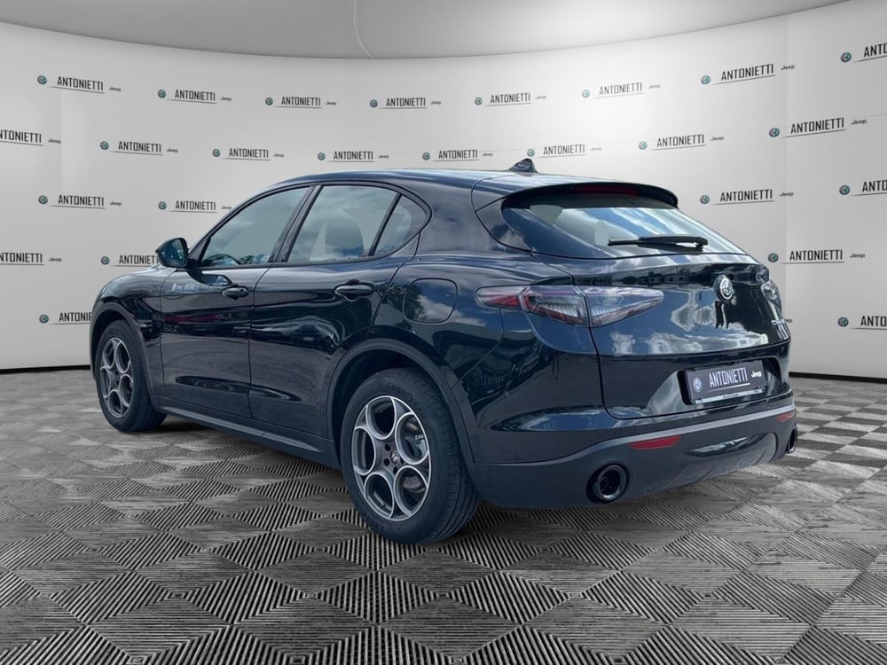 Alfa Romeo Stelvio usata a Ancona (7)