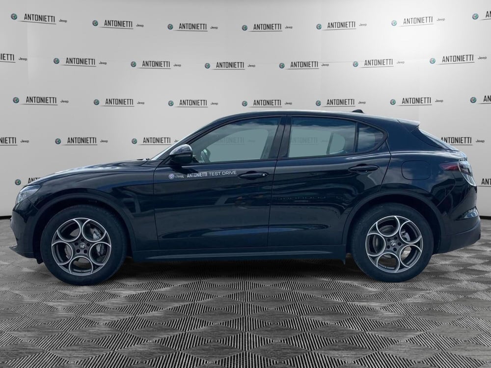 Alfa Romeo Stelvio usata a Ancona (8)