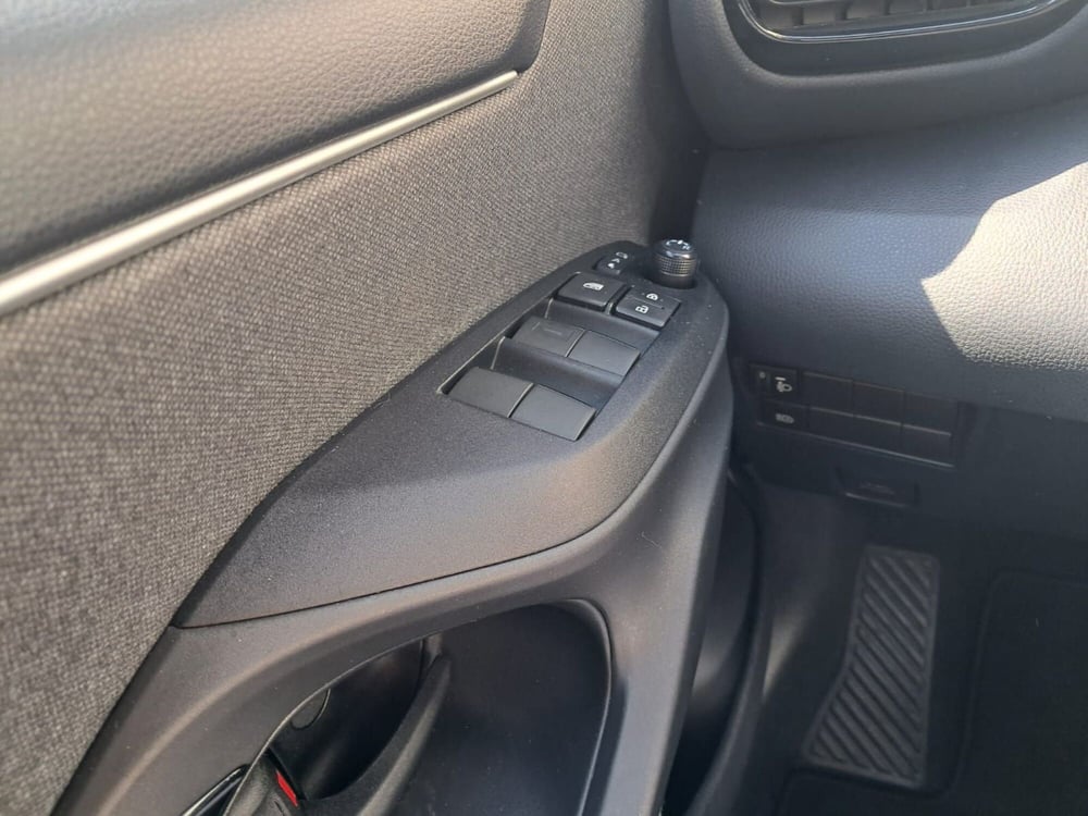 Toyota Yaris usata a Cagliari (18)