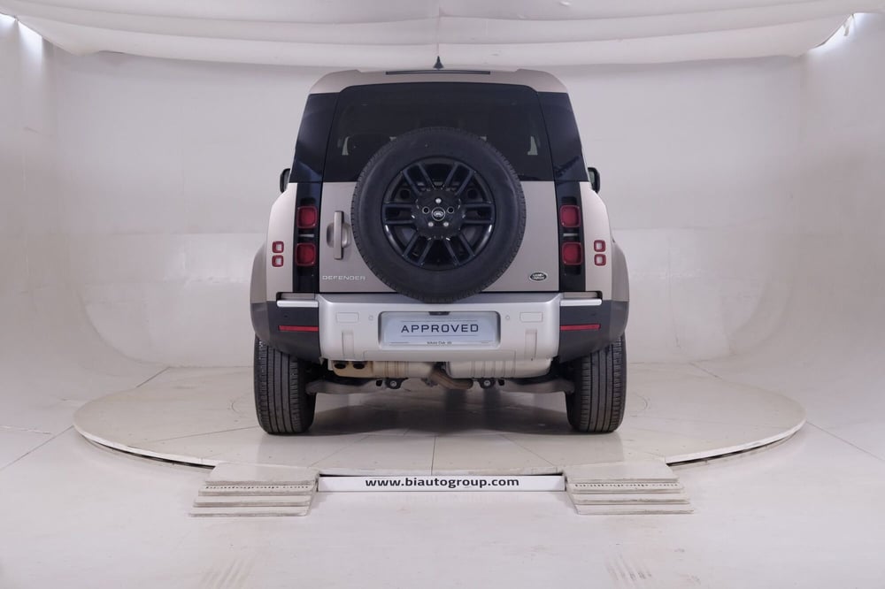 Land Rover Defender usata a Torino (7)