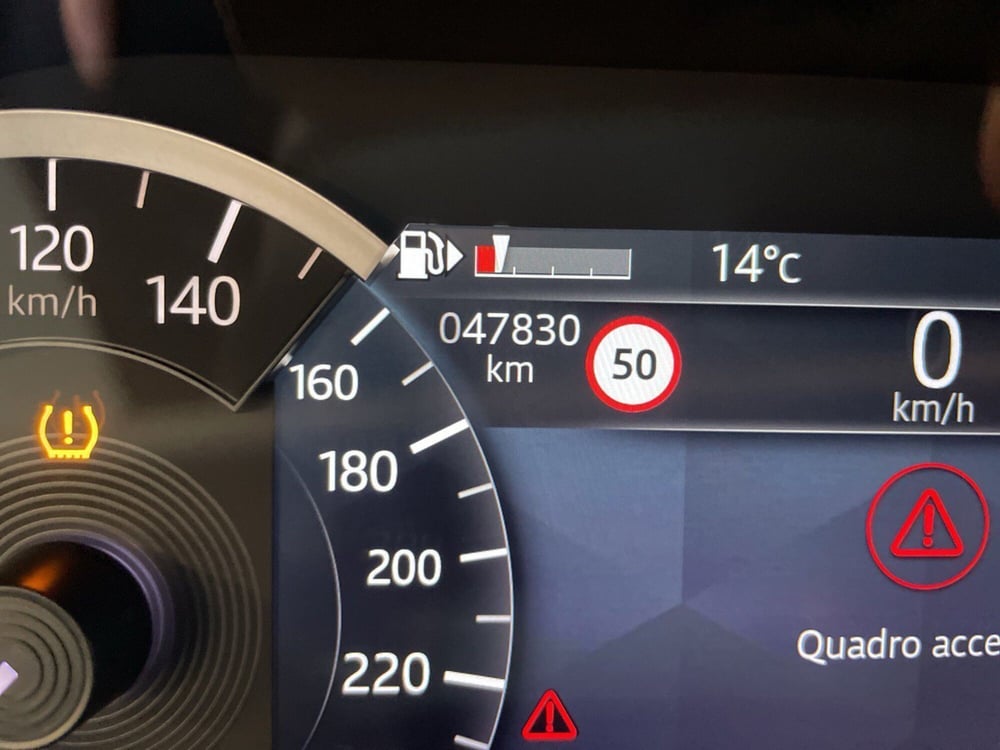 Land Rover Range Rover Velar usata a Macerata (10)
