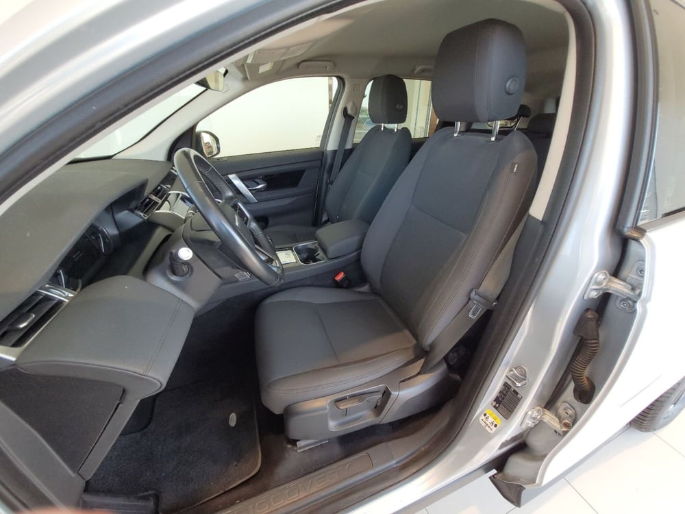 Land Rover Discovery Sport usata a Macerata (3)