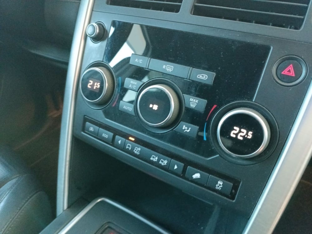 Land Rover Discovery Sport usata a Macerata (11)