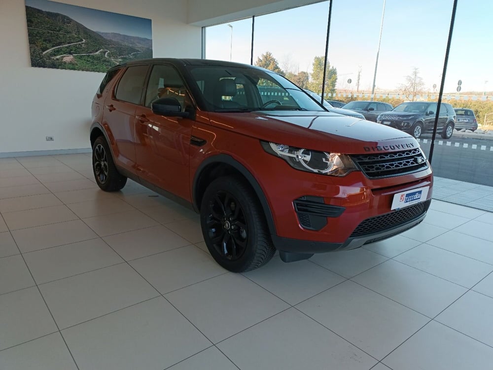 Land Rover Discovery Sport usata a Macerata (6)