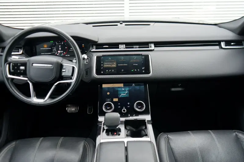 Land Rover Range Rover Velar usata a Chieti (3)