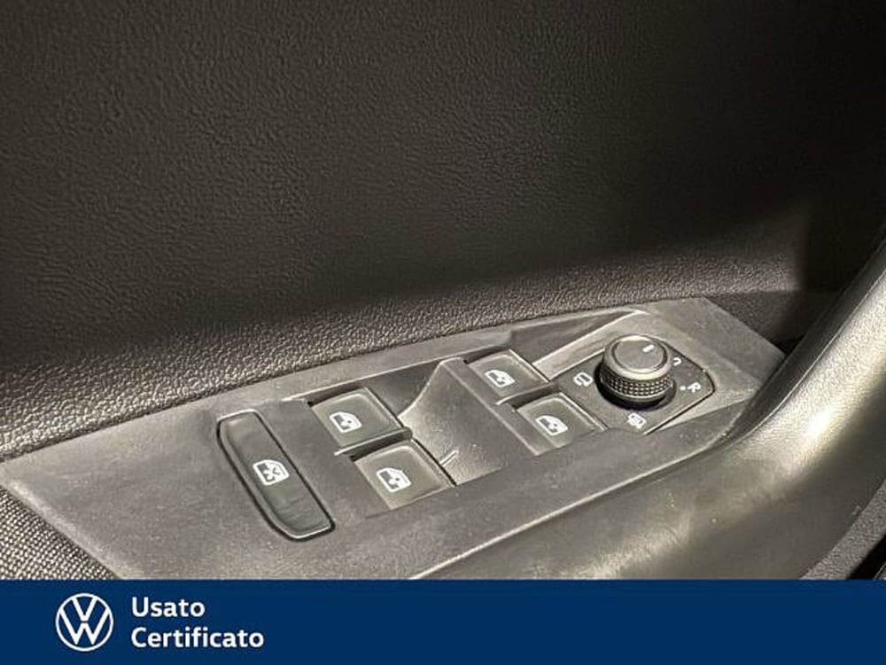 Volkswagen Taigo nuova a Vicenza (15)