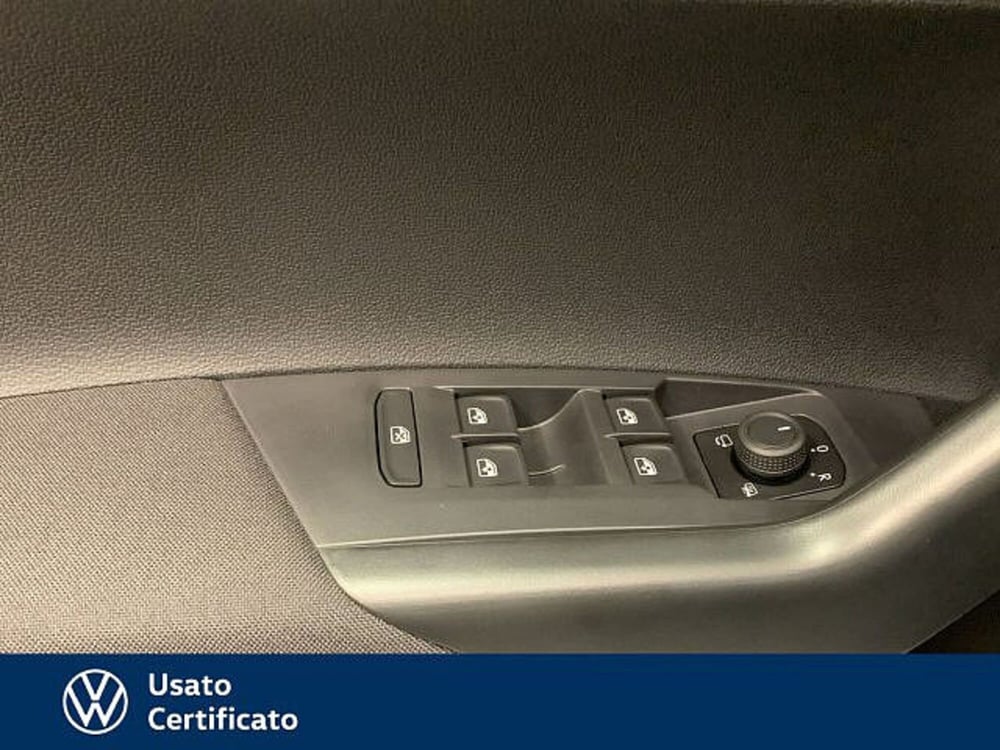 Volkswagen Taigo nuova a Vicenza (12)