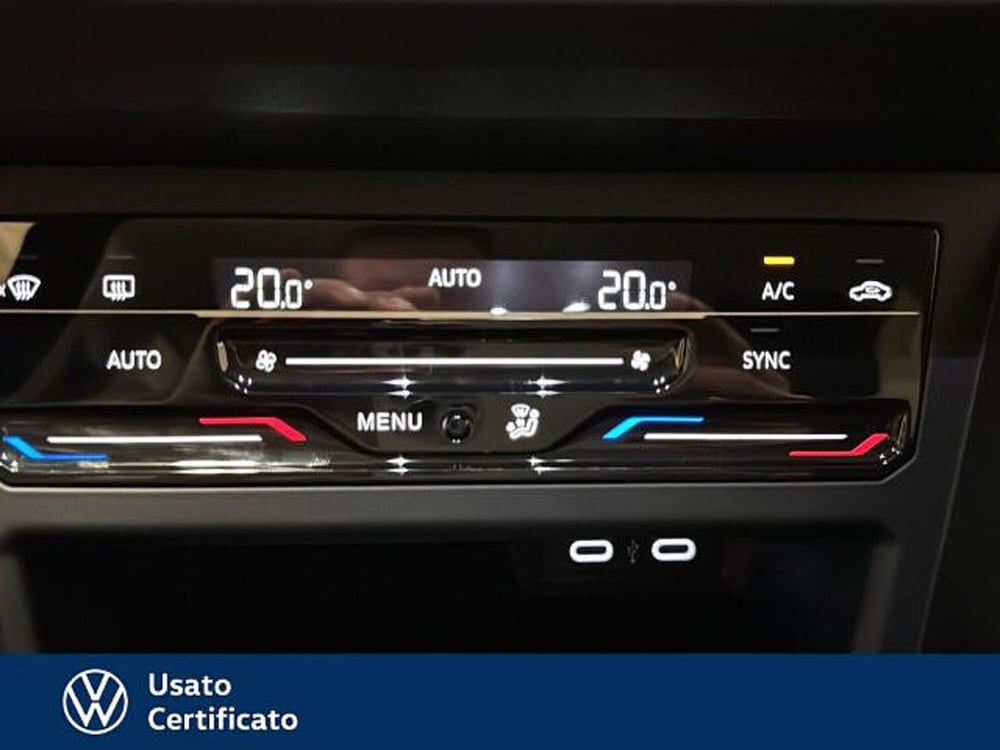 Volkswagen Taigo nuova a Vicenza (9)