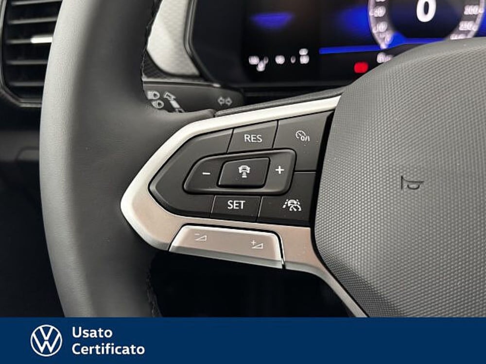 Volkswagen T-Cross nuova a Vicenza (18)