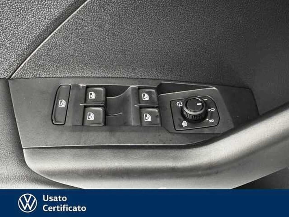 Volkswagen T-Cross nuova a Vicenza (11)
