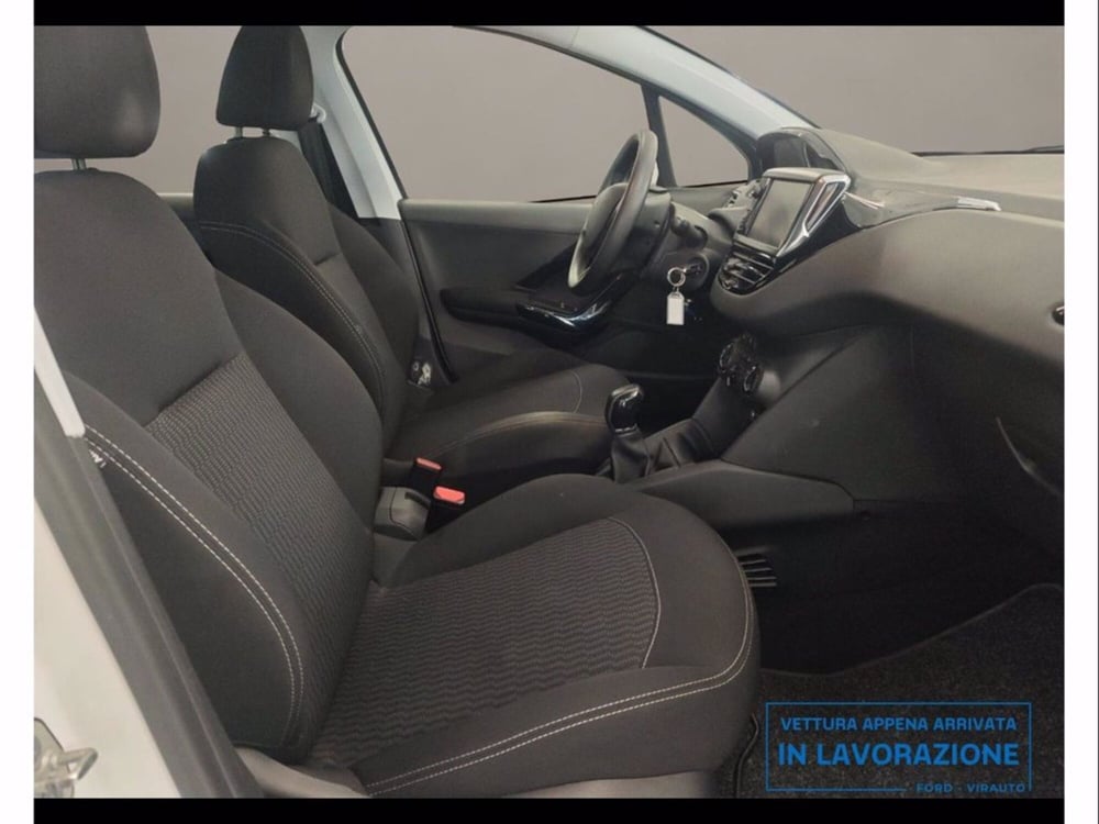 Peugeot 208 usata a Catania (14)
