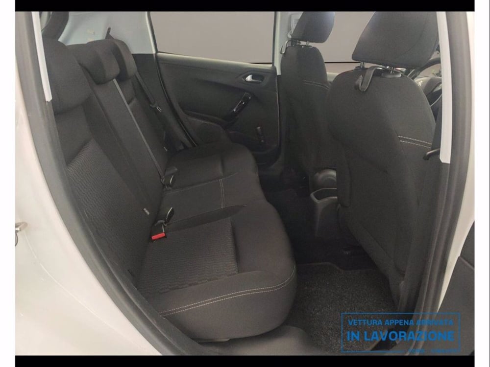 Peugeot 208 usata a Catania (15)