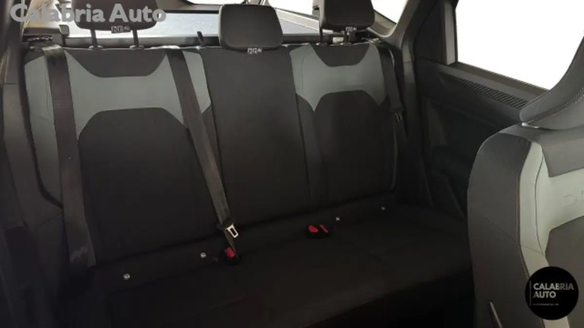 Dacia Bigster nuova a Reggio Calabria (13)
