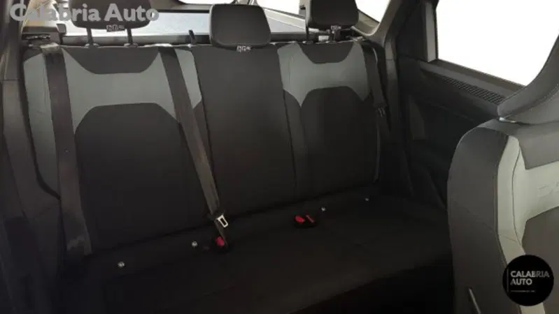 Dacia Bigster nuova a Reggio Calabria (13)