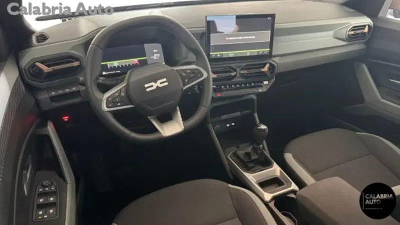 Dacia Bigster nuova a Reggio Calabria (6)