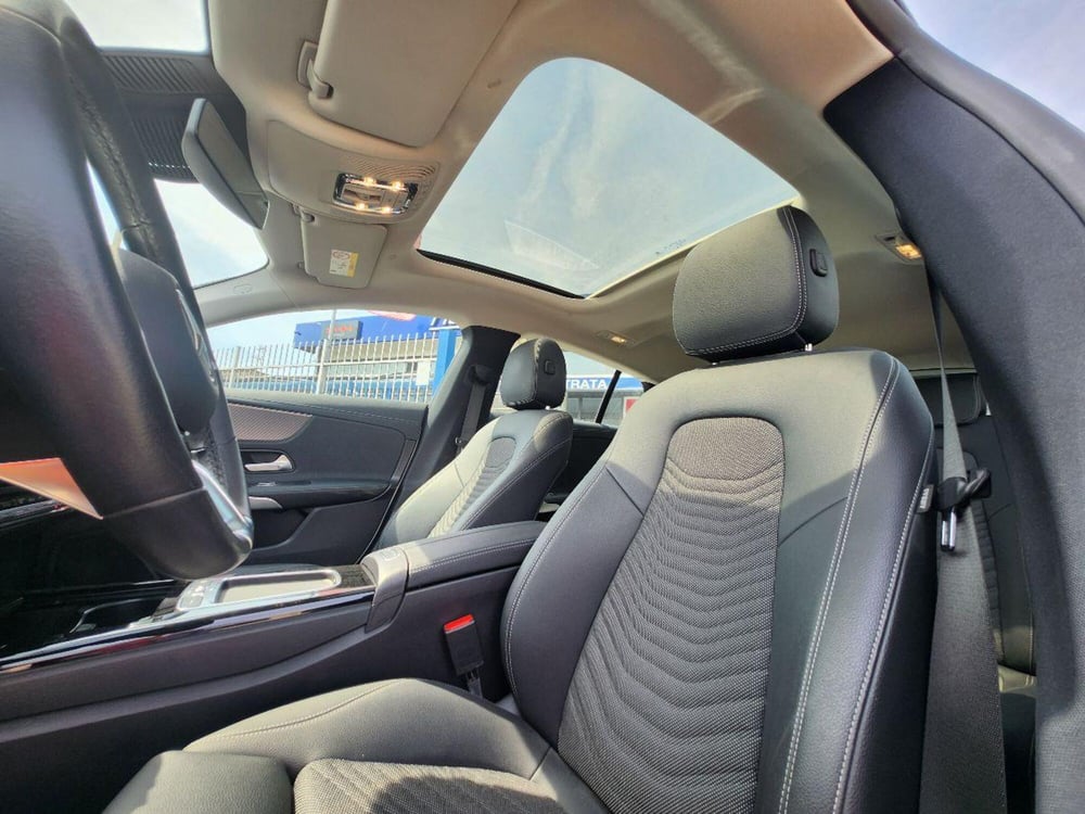 Mercedes-Benz CLA Shooting Brake usata a Milano (13)