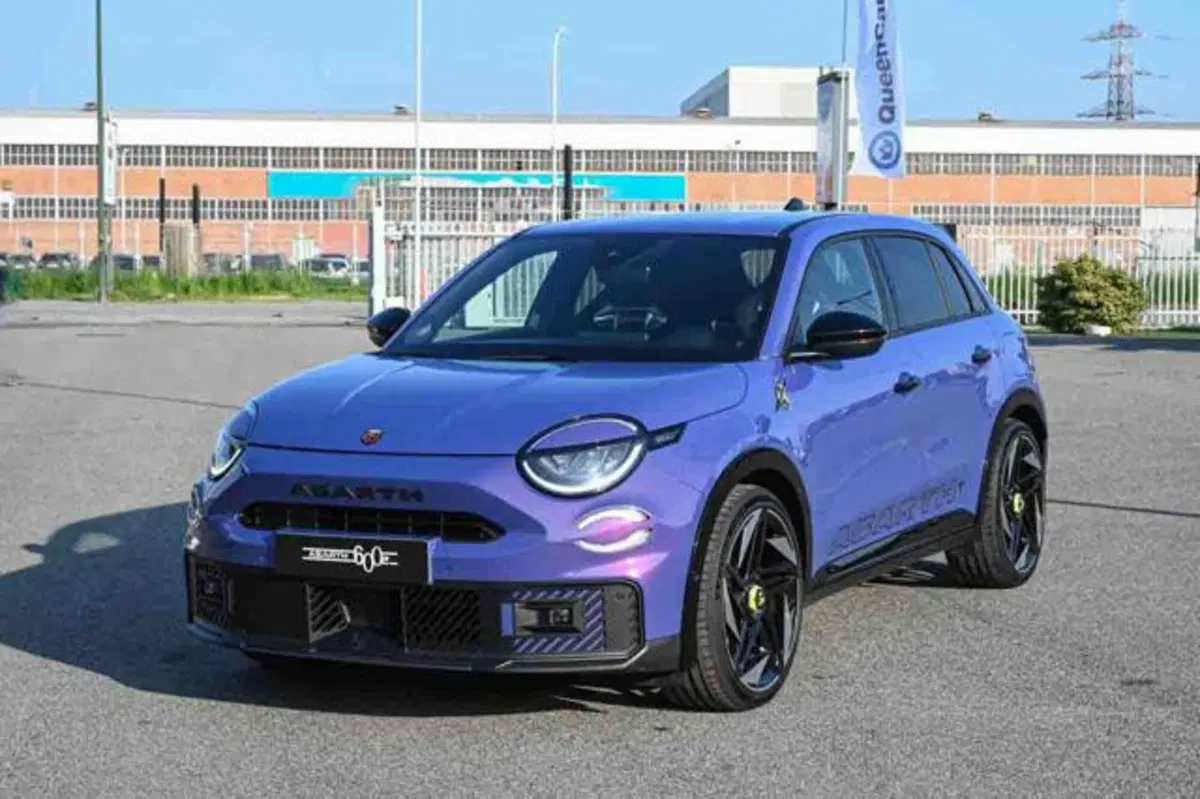Abarth 600e nuova a Torino