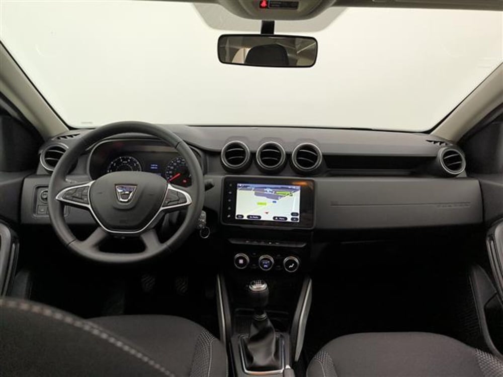 Dacia Duster usata a Milano (13)