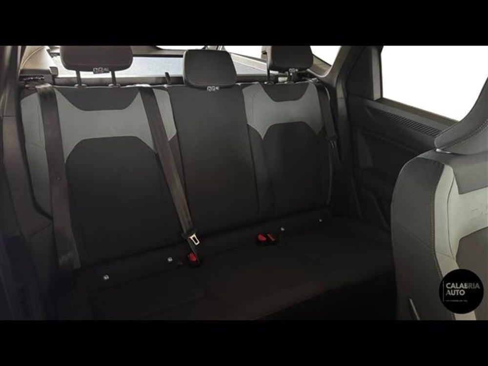 Dacia Bigster nuova a Reggio Calabria (12)